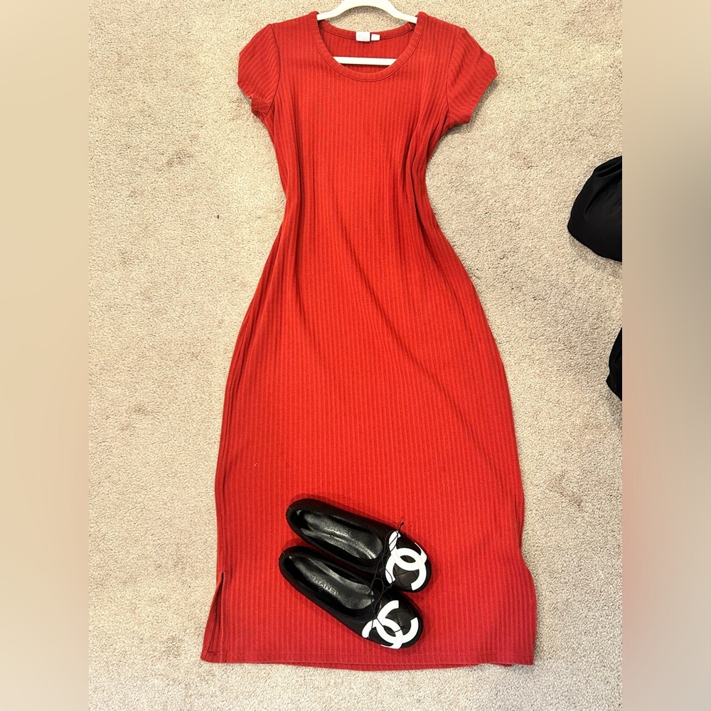 Gap ribbed midi dress